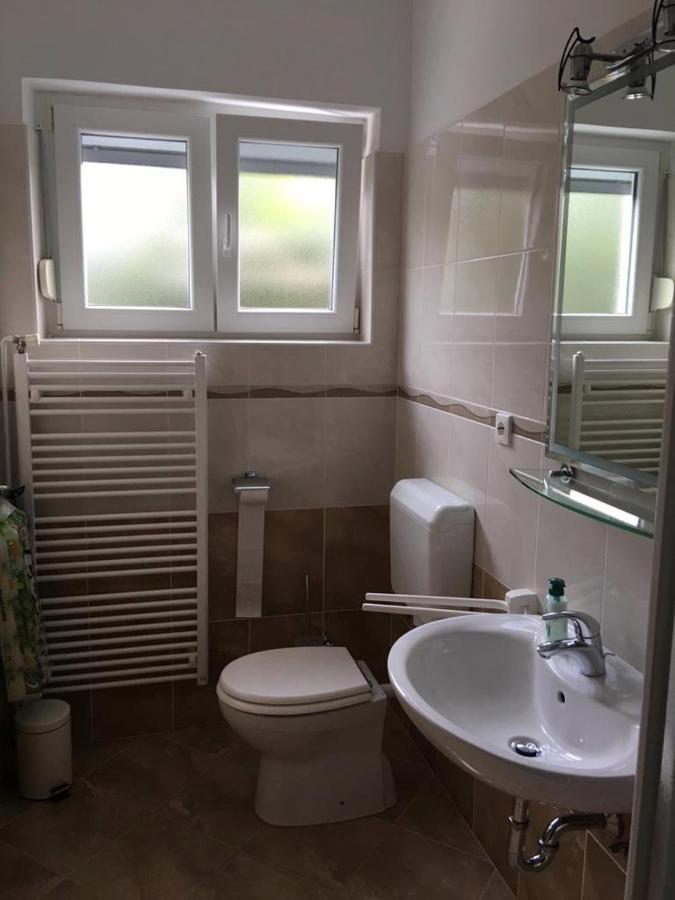 Apartmani Ljubica Zára Kültér fotó